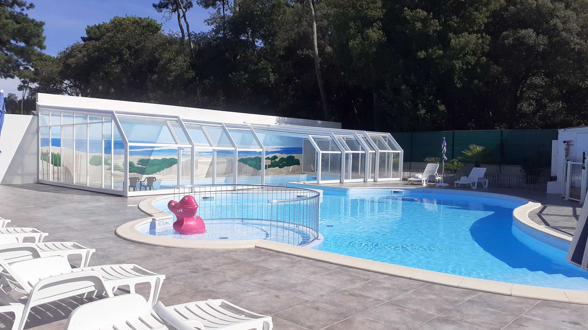 piscine avec jacuzzi en Vendée